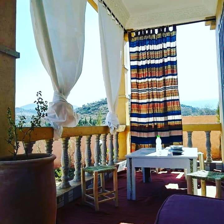 Le Petit Jardin Bed & Breakfast Demnate Eksteriør bilde