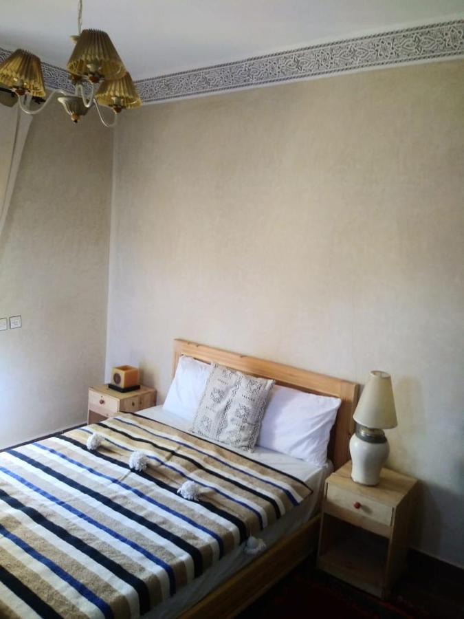 Le Petit Jardin Bed & Breakfast Demnate Eksteriør bilde