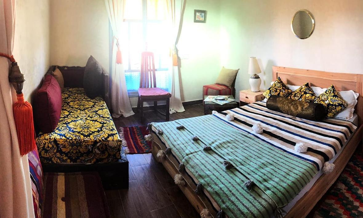 Le Petit Jardin Bed & Breakfast Demnate Eksteriør bilde