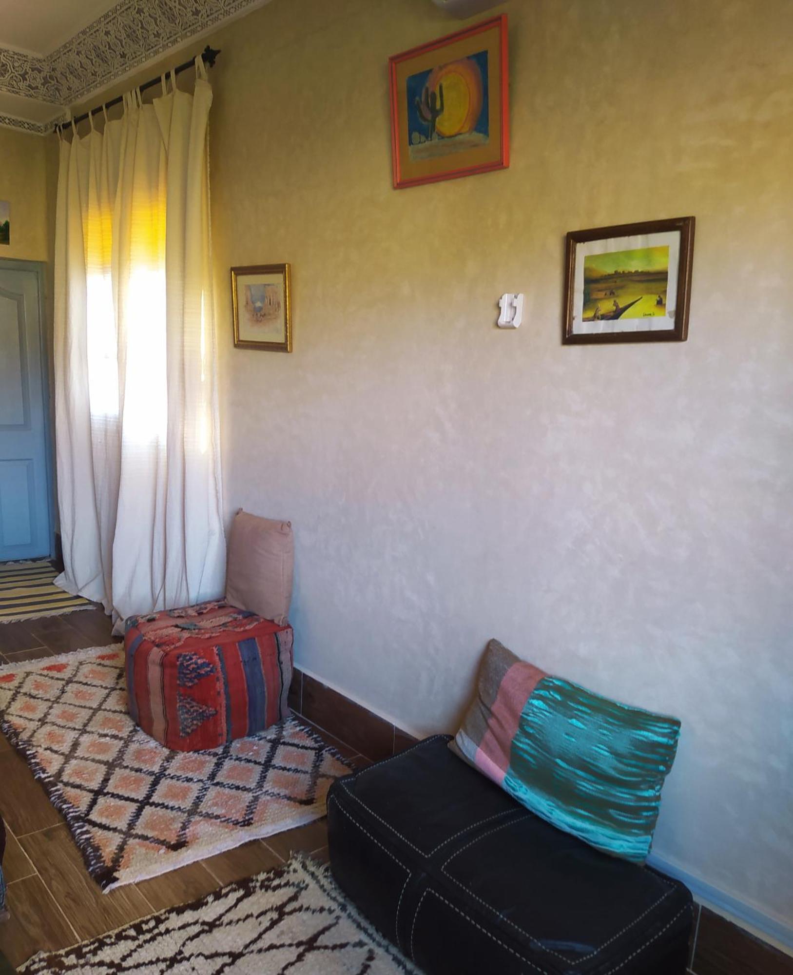 Le Petit Jardin Bed & Breakfast Demnate Rom bilde