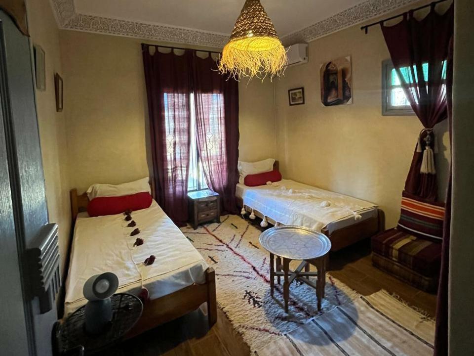 Le Petit Jardin Bed & Breakfast Demnate Eksteriør bilde